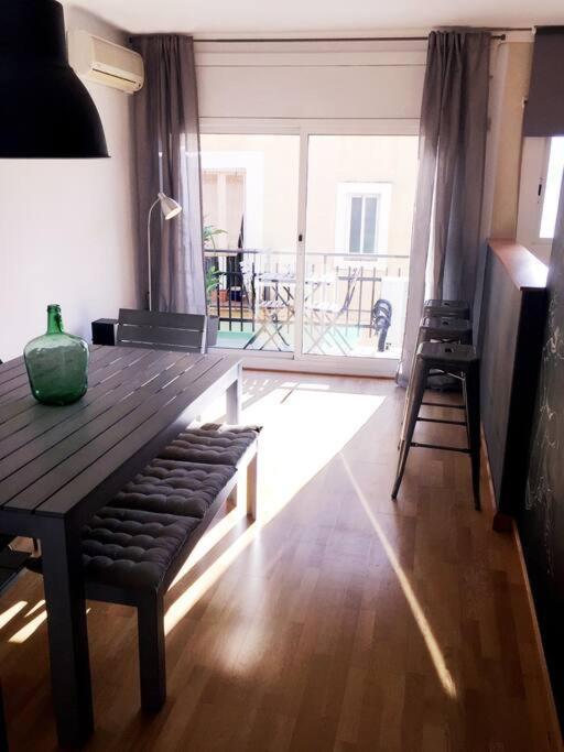 Moderno Apartamento En El Centro Vilanova i la Geltrú Exteriör bild
