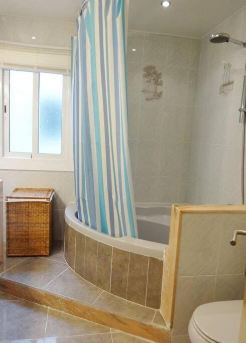 Moderno Apartamento En El Centro Vilanova i la Geltrú Exteriör bild
